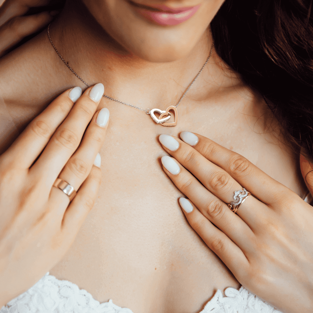 Kette mit eindrucksvoller Karte für deine Frau