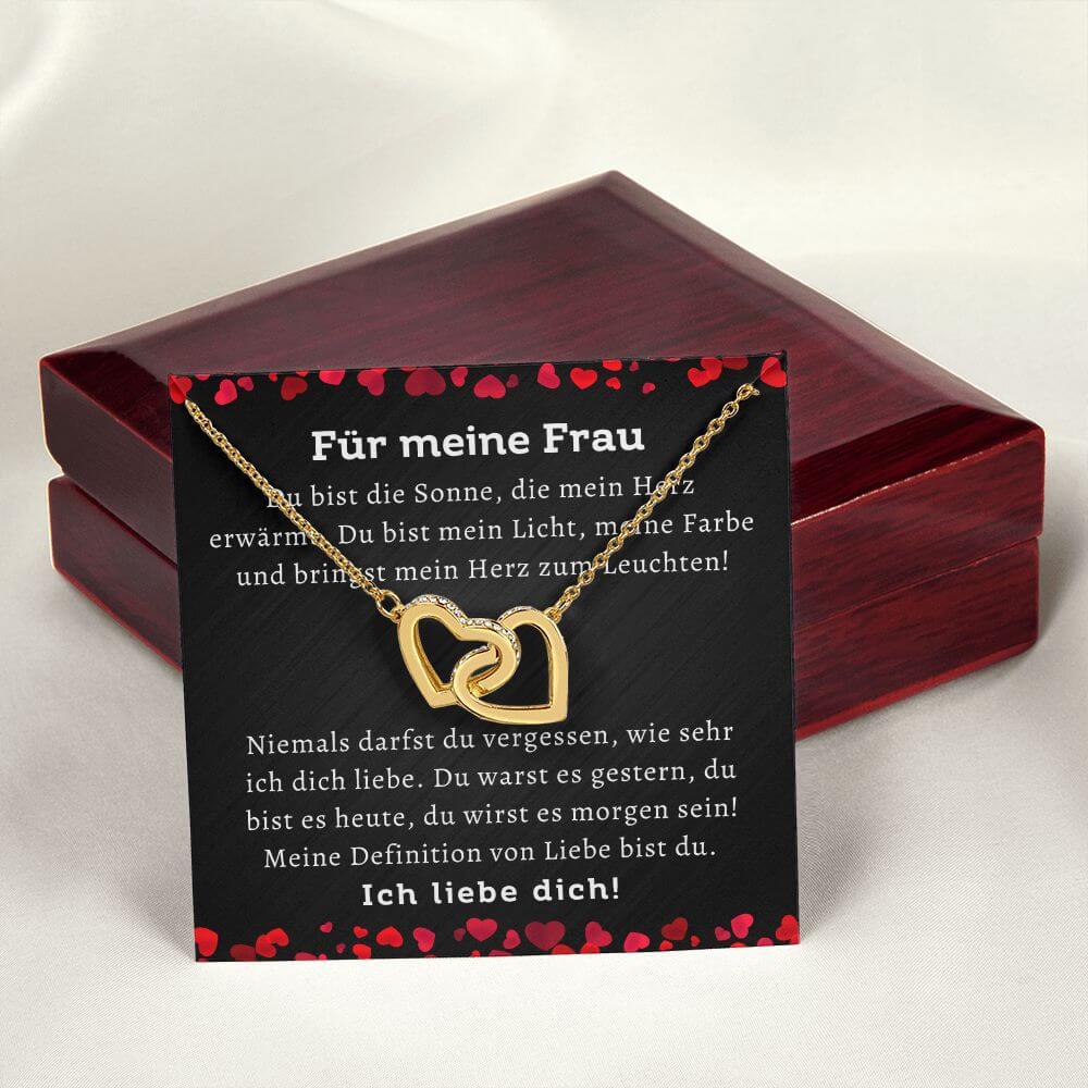 Kette mit eindrucksvoller Karte für deine Frau